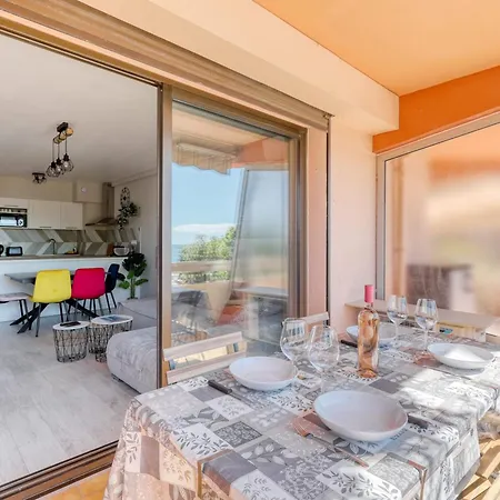 Le Diamant Du Soleil Sea View New Center & Parking Apartment Le Lavandou